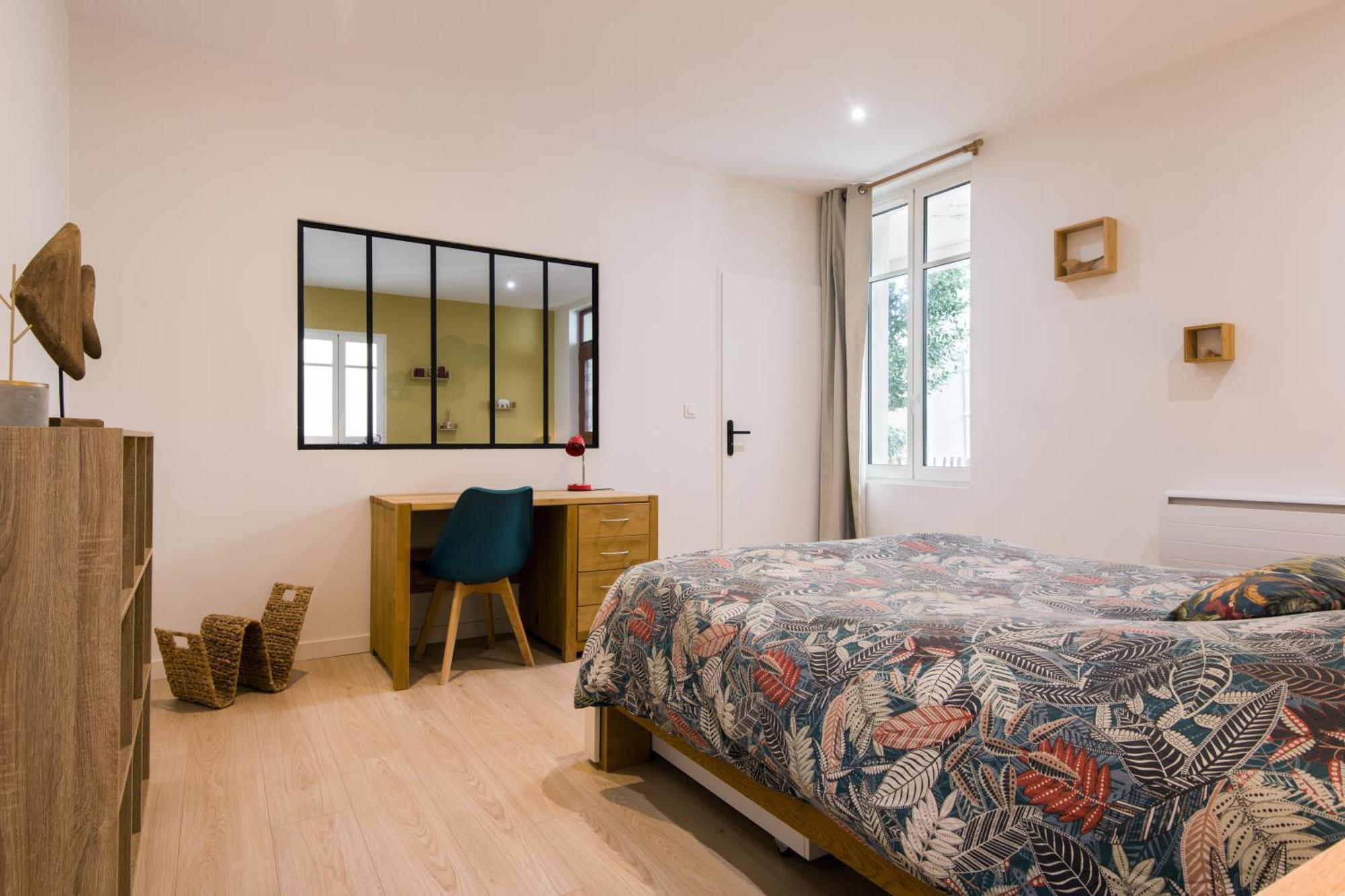 Le Scalaire, T2 Totalement Renove, Hypercentre Rochefort, Arrivee Autonome *
