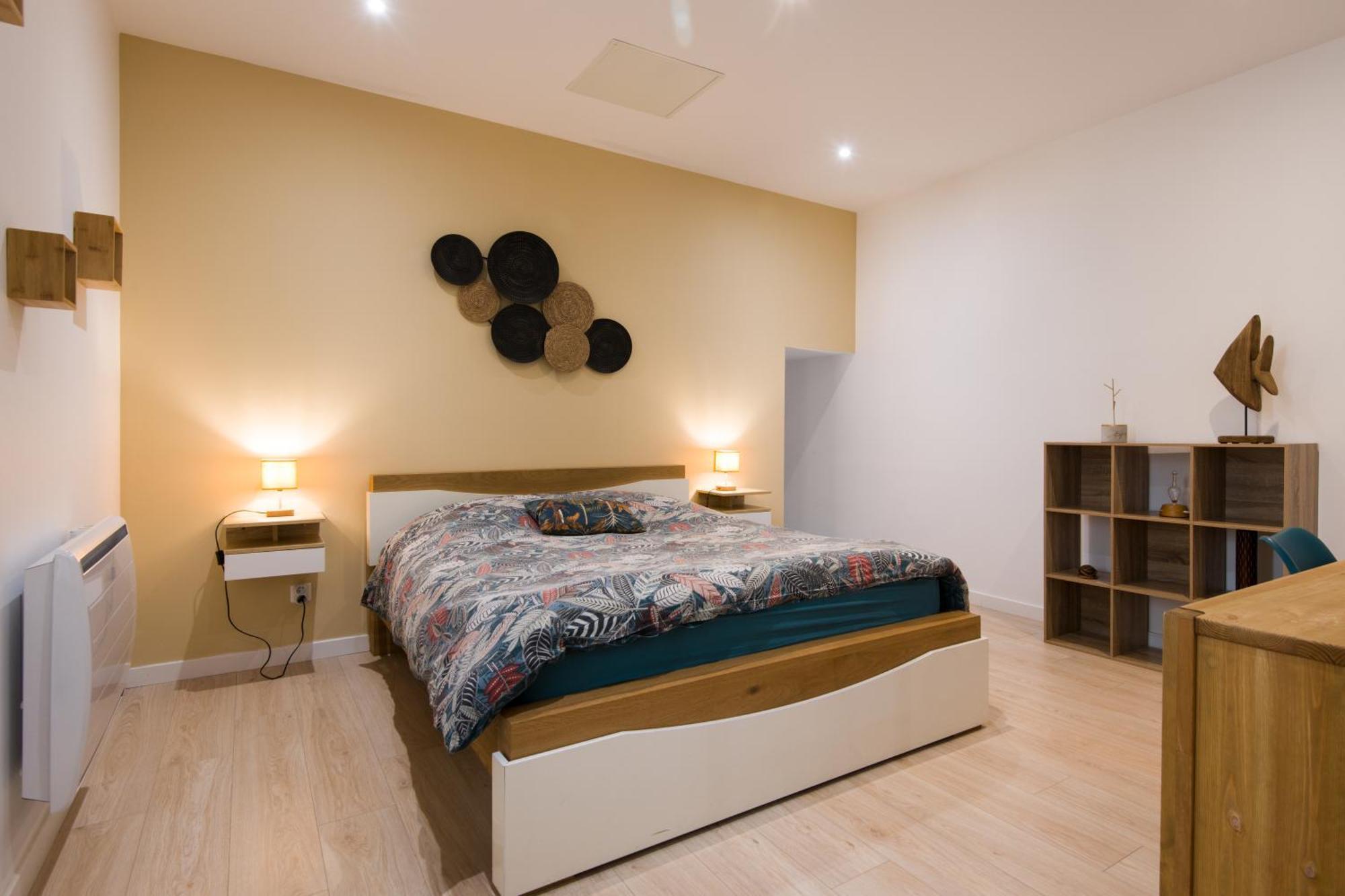 Apartment Le Scalaire, T2 Totalement Renove, Hypercentre Rochefort, Arrivee Autonome